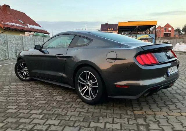 FORD Mustang 2.3 EcoBoost