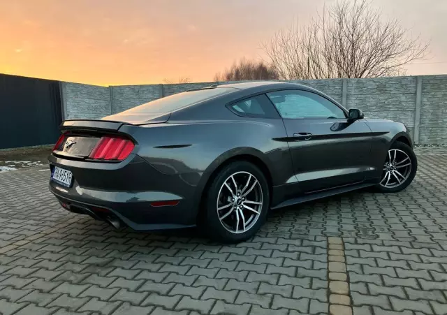 FORD Mustang 2.3 EcoBoost