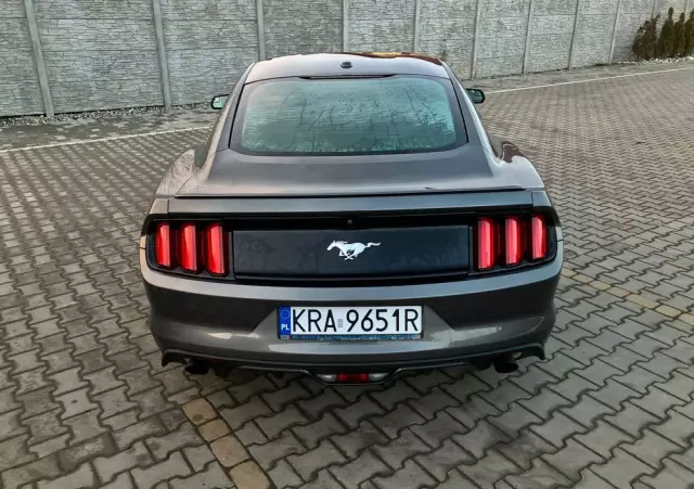 FORD Mustang 2.3 EcoBoost