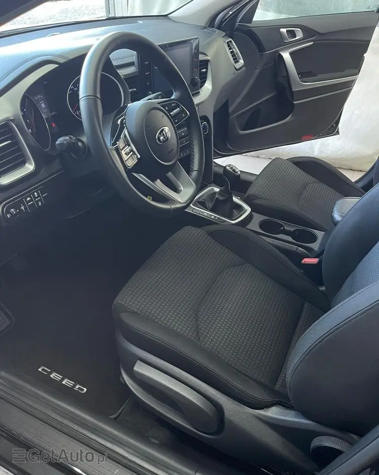 KIA Ceed 1.0 T-GDI OPF Edition 7