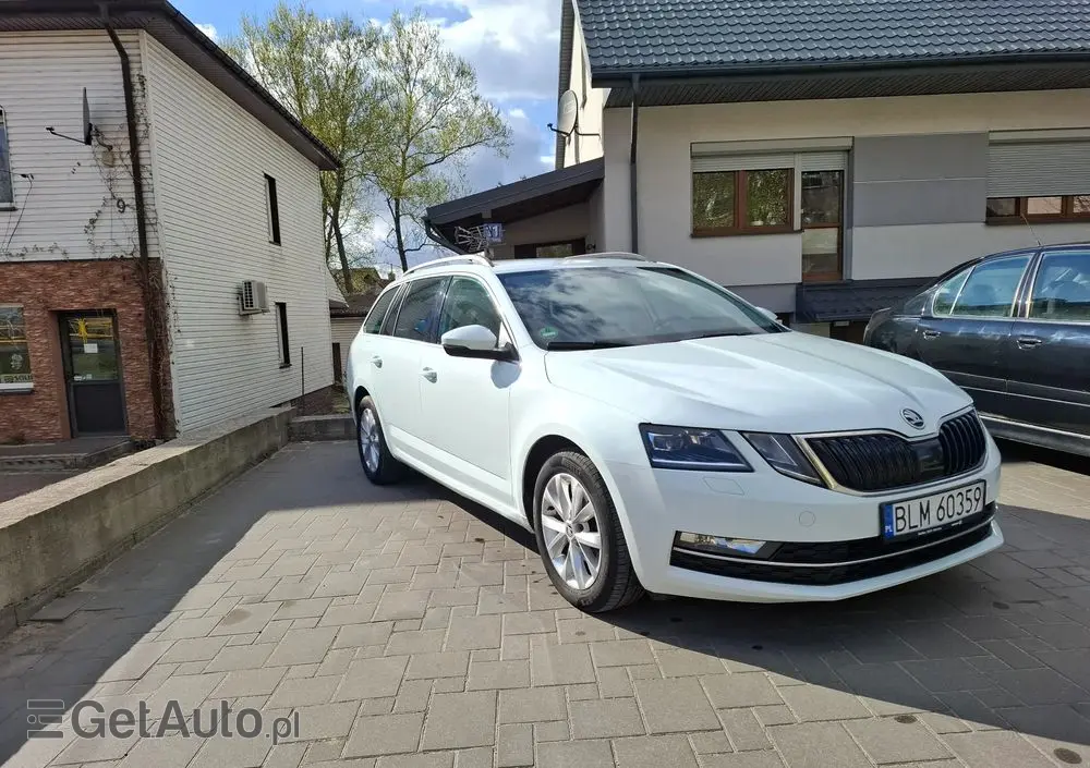 SKODA Octavia 1.6 TDI Premium Edition