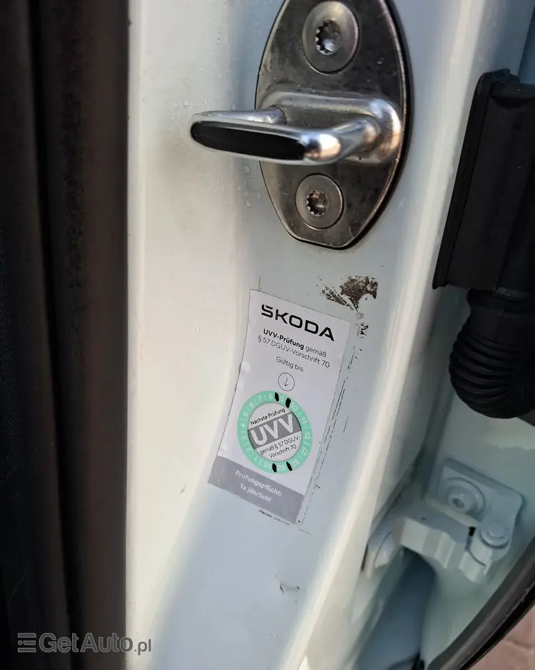 SKODA Octavia 1.6 TDI Premium Edition