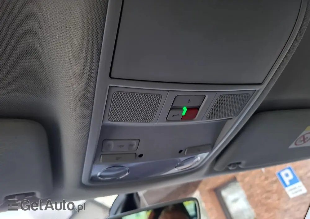 SKODA Octavia 1.6 TDI Premium Edition