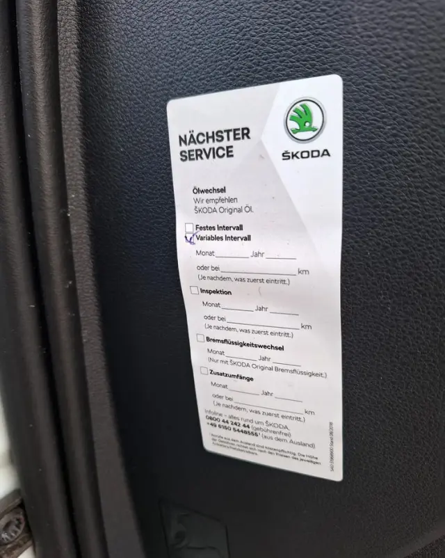 SKODA Octavia 1.6 TDI Premium Edition