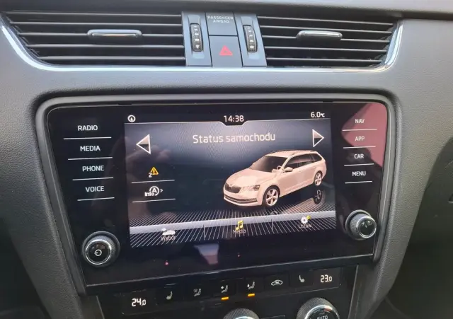 SKODA Octavia 1.6 TDI Premium Edition