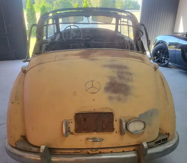 MERCEDES-BENZ 300 