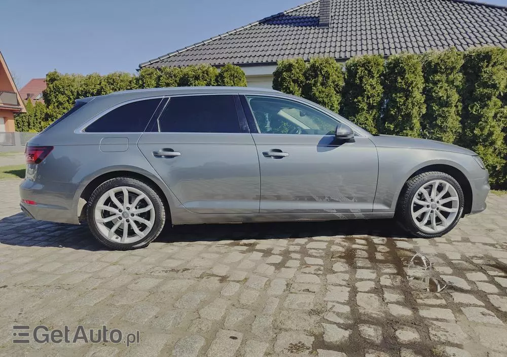 AUDI A4 Avant 35 TFSI S tronic