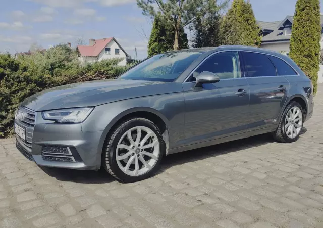 AUDI A4 Avant 35 TFSI S tronic
