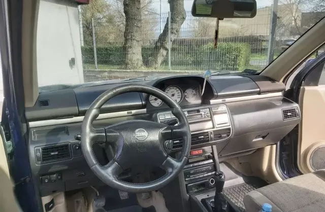 NISSAN X-trail 