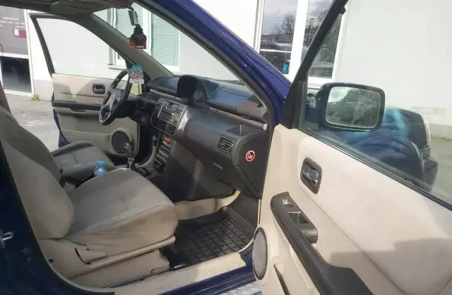 NISSAN X-trail 