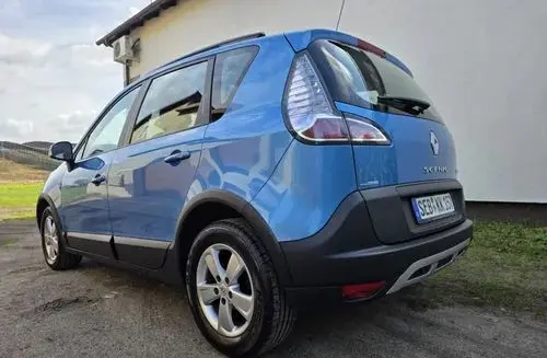 RENAULT Scenic 