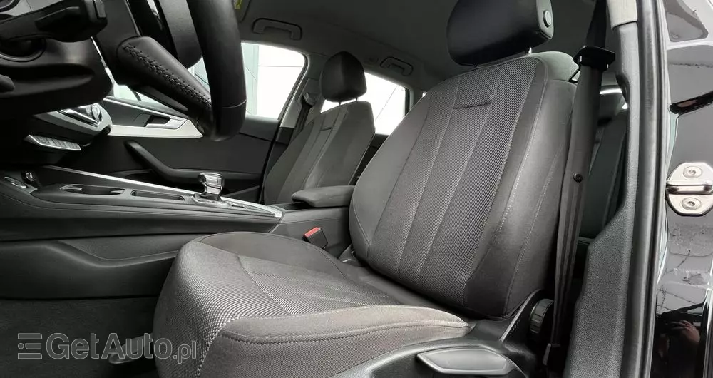 AUDI A4 35 TDI mHEV Advanced S tronic