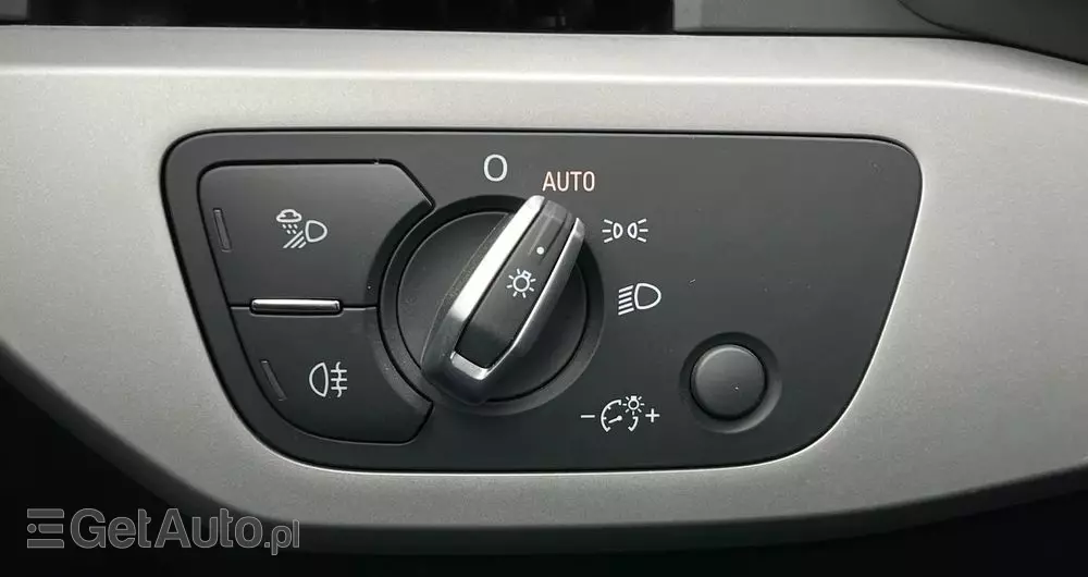 AUDI A4 35 TDI mHEV Advanced S tronic