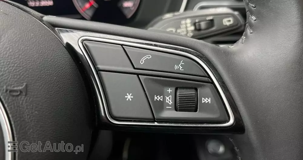 AUDI A4 35 TDI mHEV Advanced S tronic