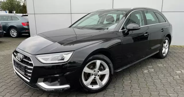 AUDI A4 35 TDI mHEV Advanced S tronic