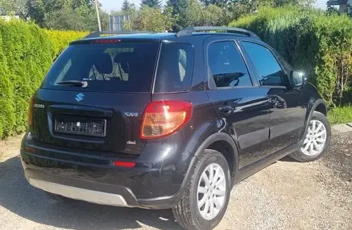 SUZUKI SX4 