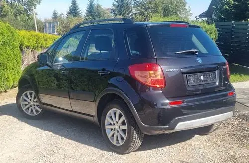 SUZUKI SX4 