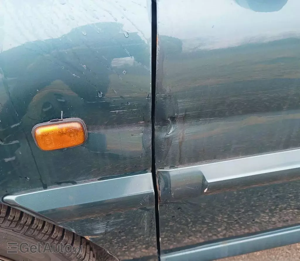 KIA Rio 1.3 i (82 KM)