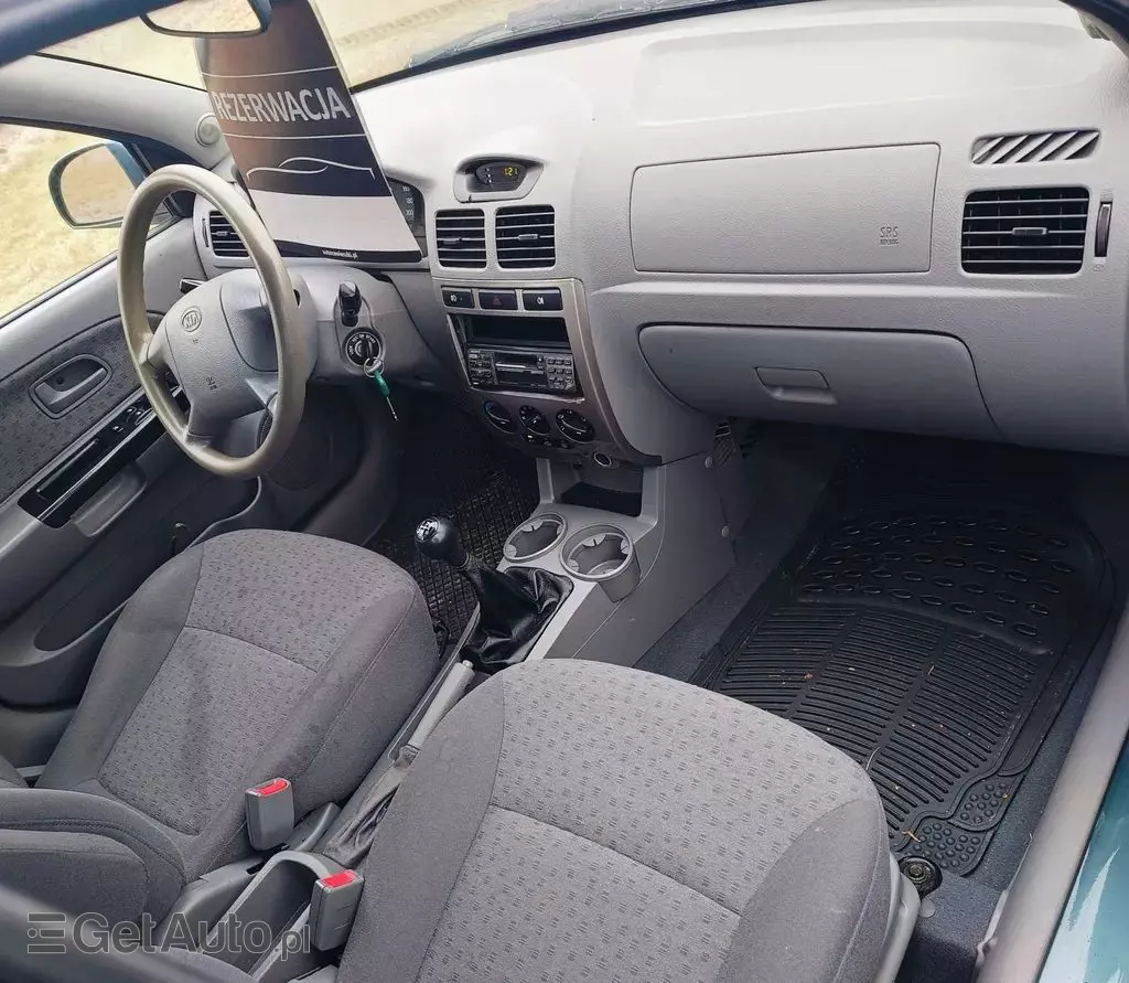 KIA Rio 1.3 i (82 KM)