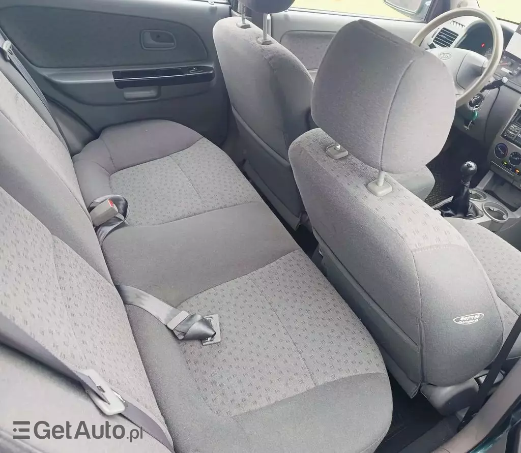 KIA Rio 1.3 i (82 KM)