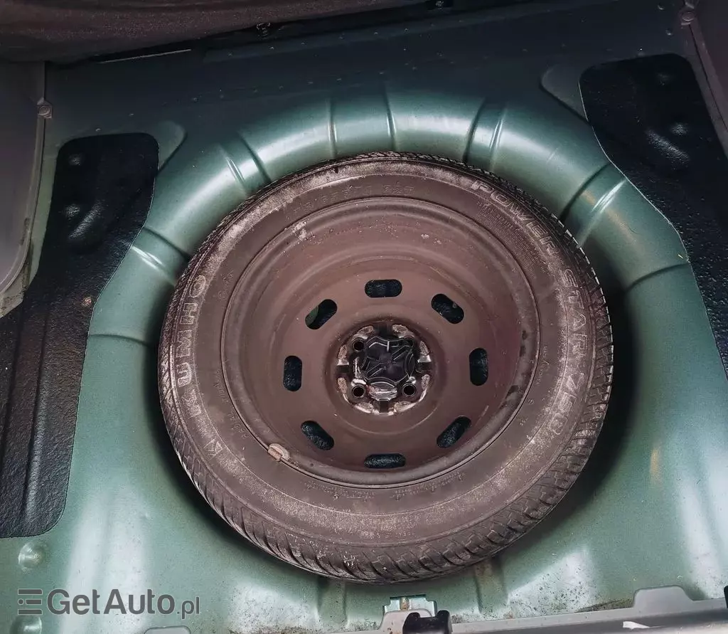 KIA Rio 1.3 i (82 KM)