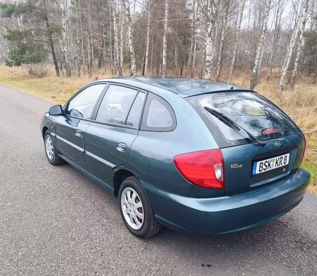 KIA Rio 1.3 i (82 KM)