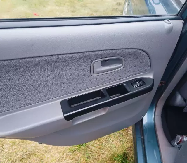 KIA Rio 1.3 i (82 KM)