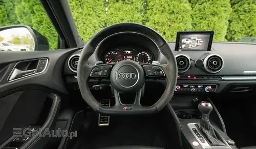 AUDI Rs3 