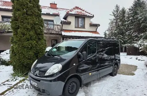 RENAULT Trafic 