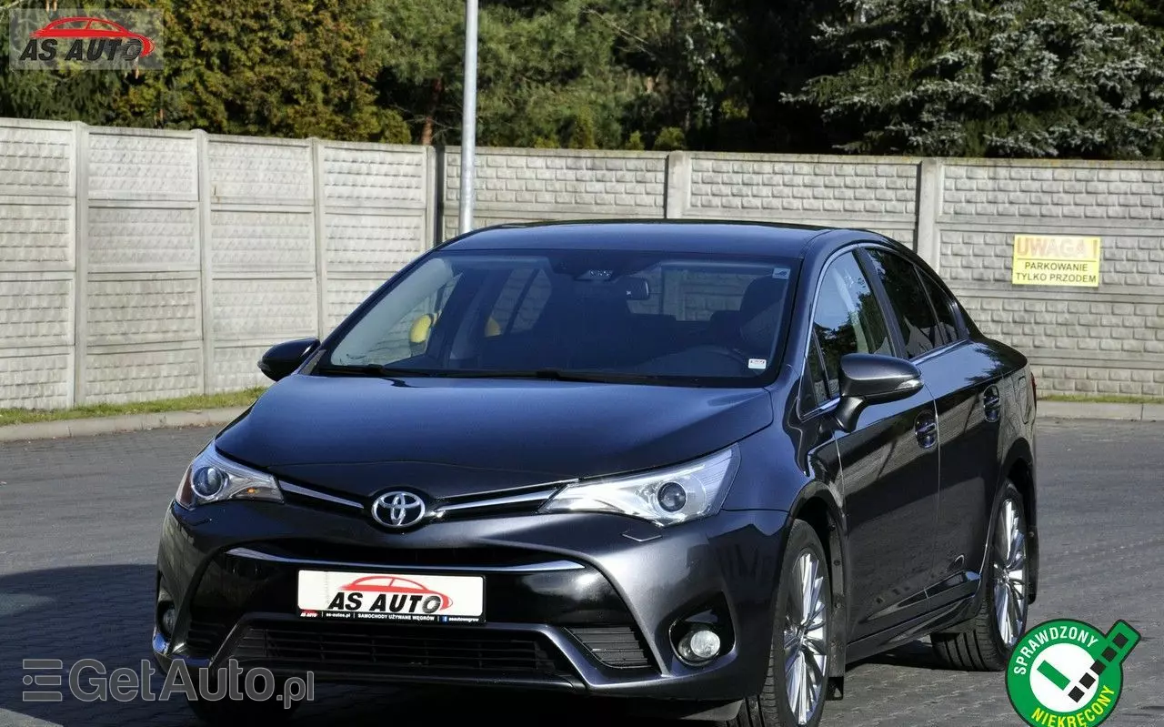 TOYOTA Avensis 1.8 Premium