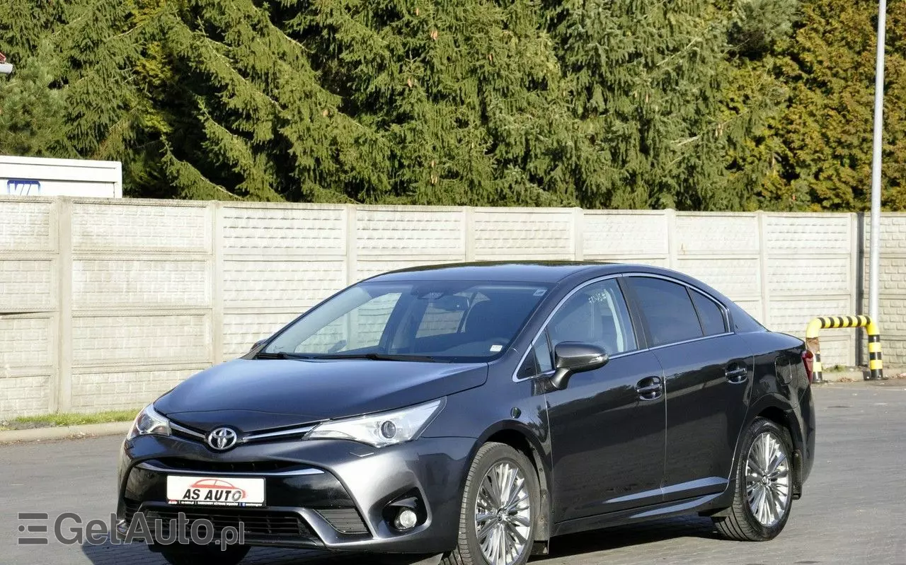 TOYOTA Avensis 1.8 Premium