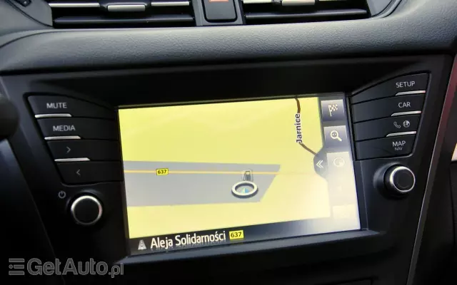 TOYOTA Avensis 1.8 Premium