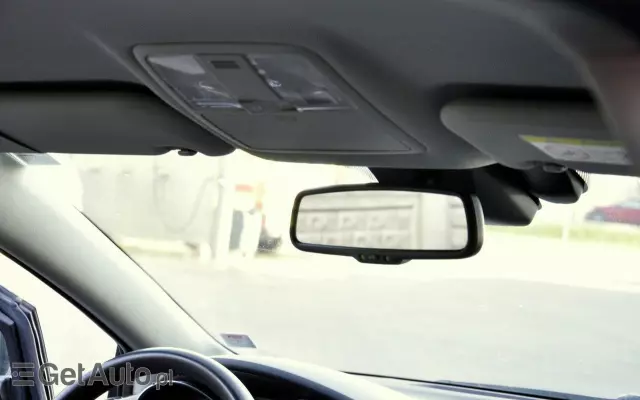 TOYOTA Avensis 1.8 Premium