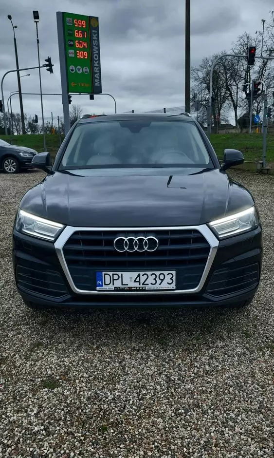 AUDI Q5 