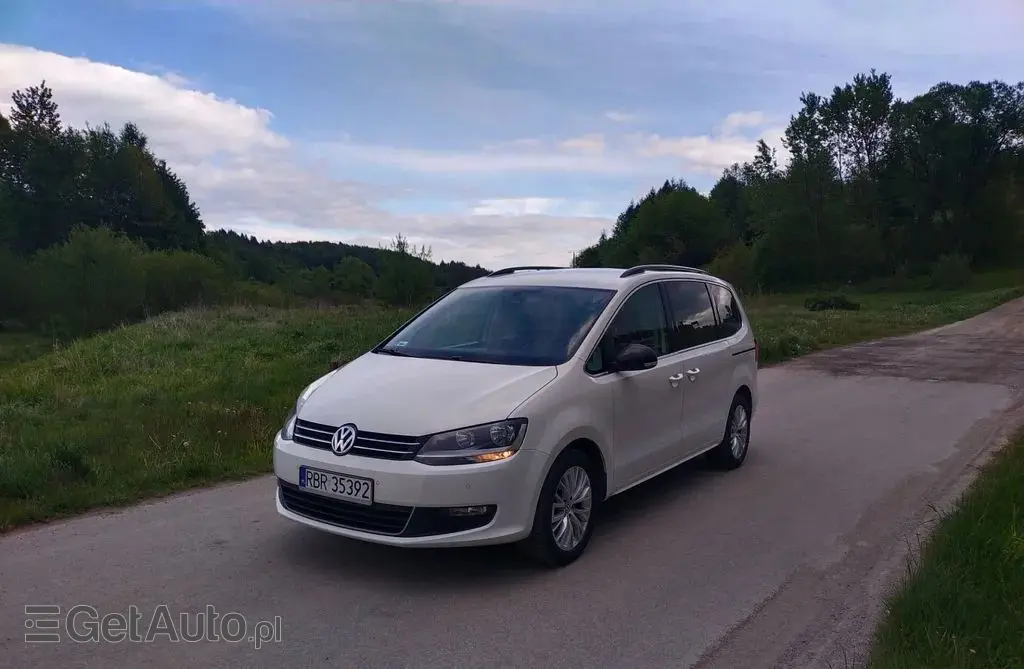 VOLKSWAGEN Sharan 