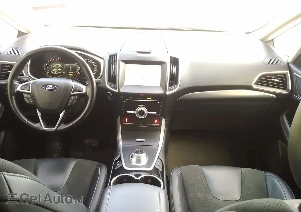 FORD S-Max 2.0 EcoBlue Titanium