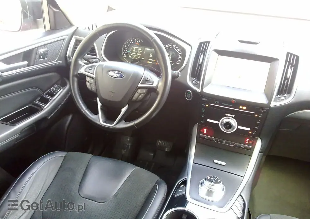 FORD S-Max 2.0 EcoBlue Titanium