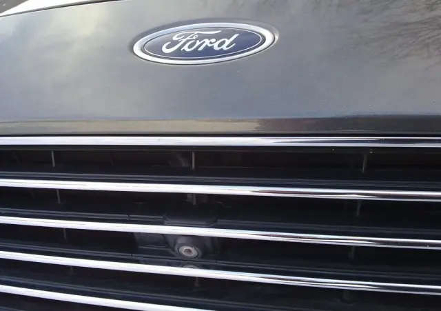 FORD S-Max 2.0 EcoBlue Titanium