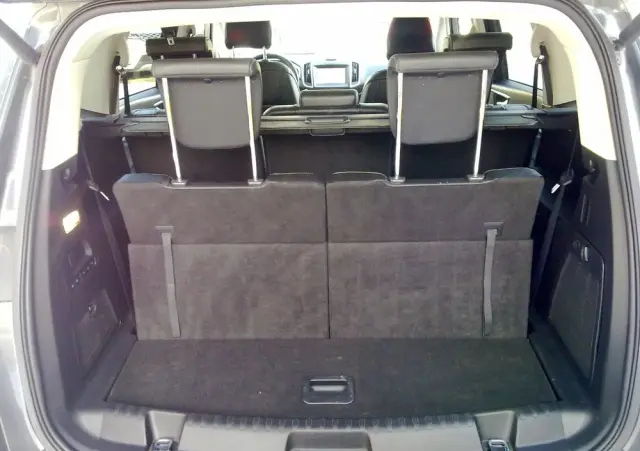 FORD S-Max 2.0 EcoBlue Titanium