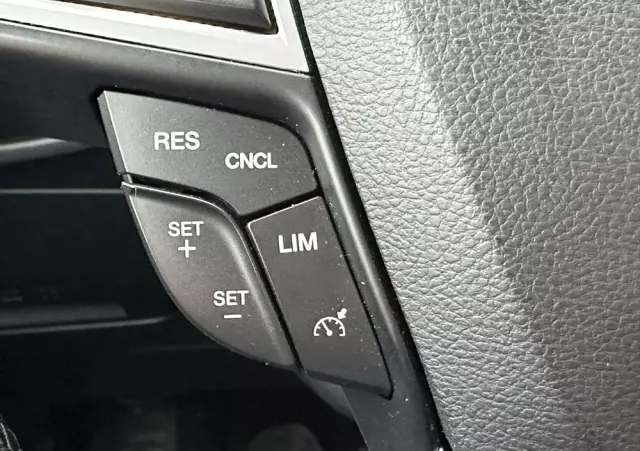 FORD S-Max 2.0 EcoBlue TITANIUM