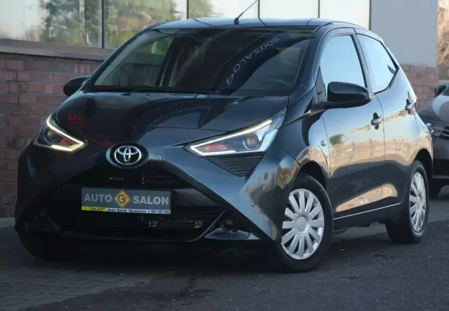 TOYOTA Aygo 