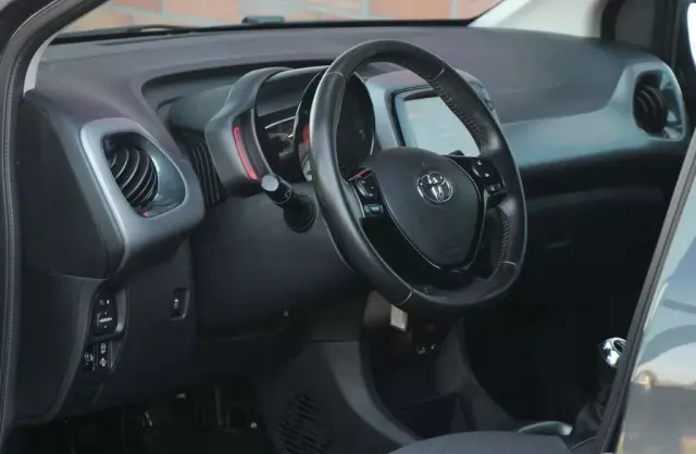 TOYOTA Aygo 