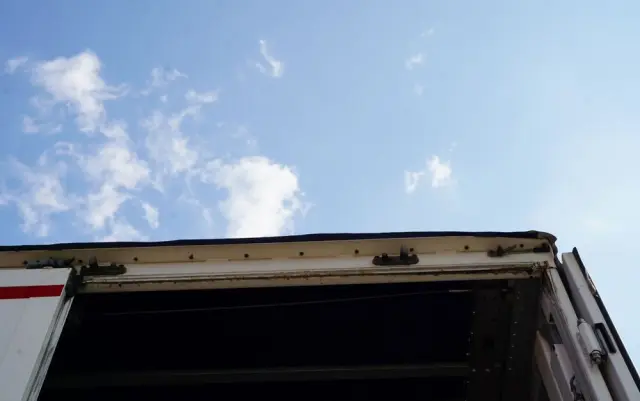 WECON PRZYCZEPA - 7,7 M / TANDEM /  SAF / 2022 ROK 