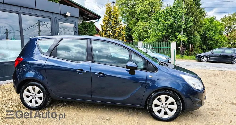 OPEL Meriva 1.4 T Cosmo