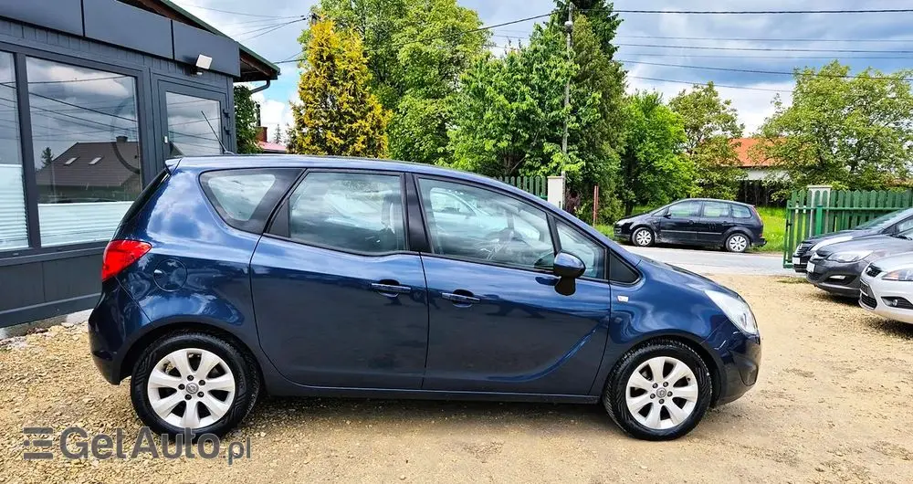 OPEL Meriva 1.4 T Cosmo