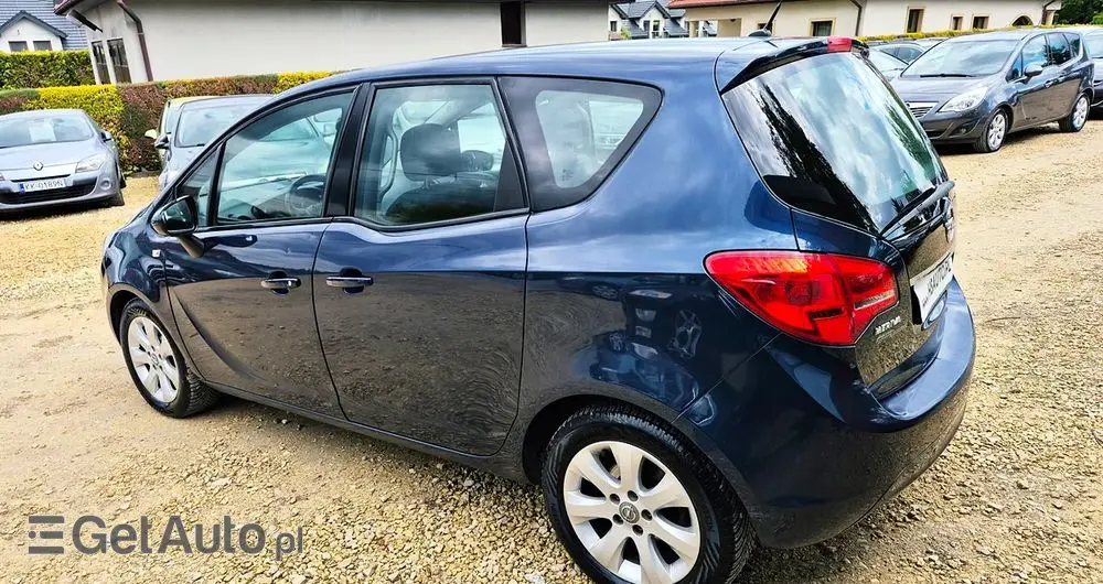 OPEL Meriva 1.4 T Cosmo