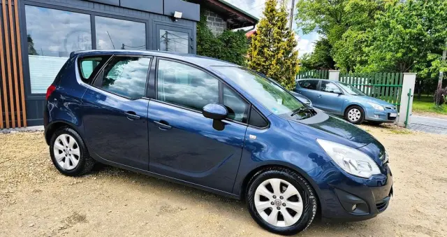 OPEL Meriva 1.4 T Cosmo