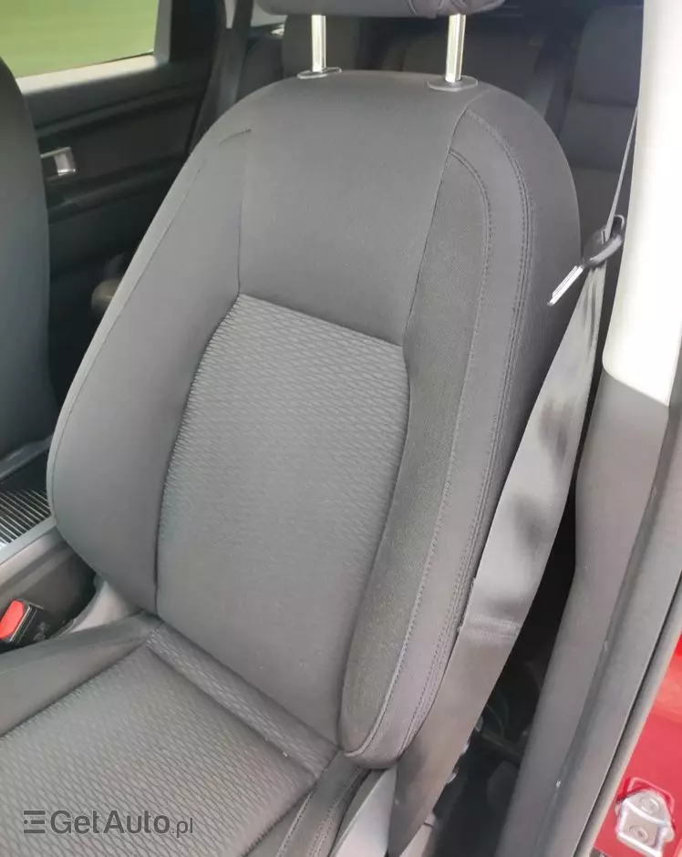 LAND ROVER Discovery Sport 2.0 TD4 HSE