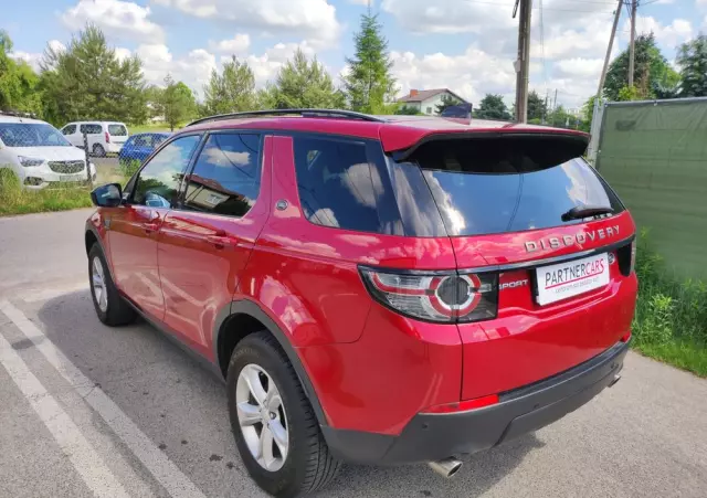 LAND ROVER Discovery Sport 2.0 TD4 HSE