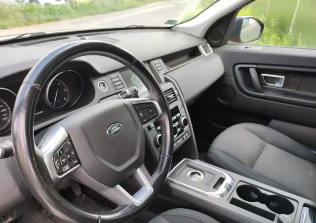 LAND ROVER Discovery Sport 2.0 TD4 HSE